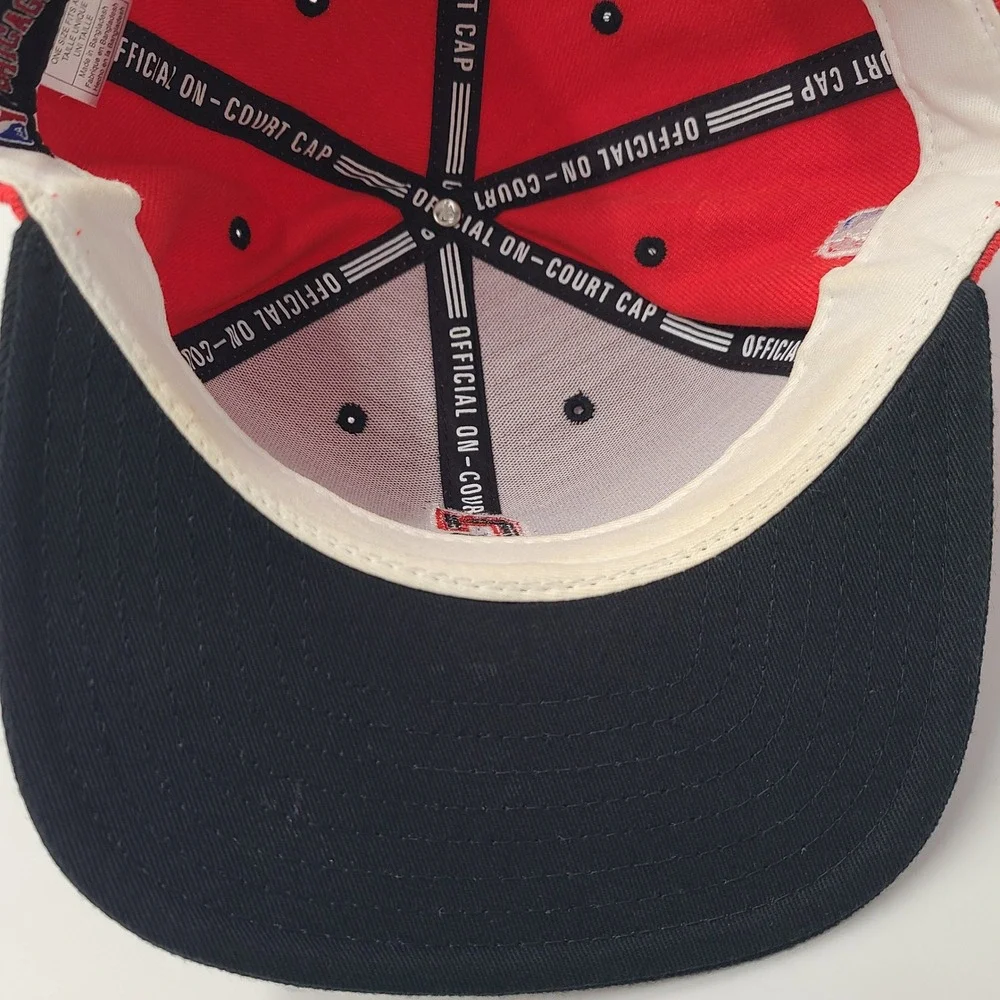 Chicago Bulls Hat Snapback Adidas Red Black NBA Basketball Wool Blend‎ Flat Brim
